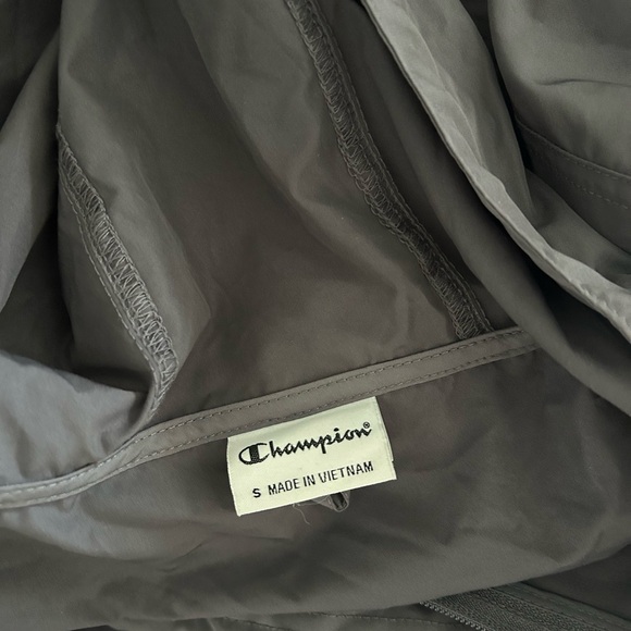Champion waterproof windbreaker, SMC , size S - Picture 4 of 6